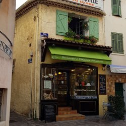 Boulangerie de la Plage - Super lecker. Sowohl die Croissants als auch die frisch belegten Brötchen
