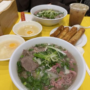 Tenten - Pho Combination Phở / Phở Tai Gầu - Vietnamese Near Me - New York, New York Tenten - Pho Combination Phở / Phở Tai Gầu - Vietnamese Near Me - New York, New York
