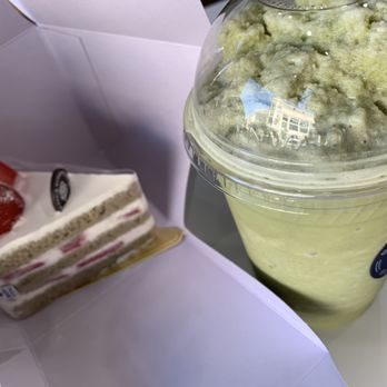Paris Baguette - Matcha frappe $5.49 and green tea strawberry cake $6.25 - Bakeries Near Me - Birmingham, Michigan Paris Baguette - Matcha frappe $5.49 and green tea strawberry cake $6.25 - Bakeries Near Me - Birmingham, Michigan