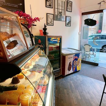 Cafe Encore - Inside - Coffee & Tea Near Me - San Francisco, California