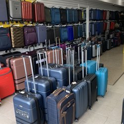 Luggage Fit - Luggage showroom