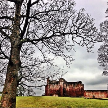 Bothwell Castle - Castles Near Me - Glasgow, GLG