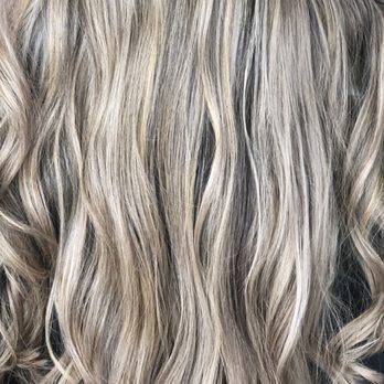 Salón santi - Highlights balayage effect - Hair Salons Near Me - Elgin, Illinois