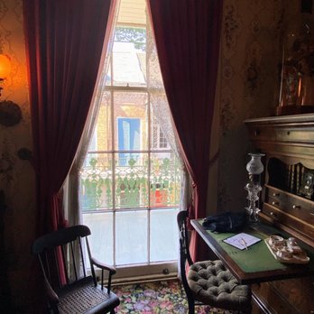 Hermann-Grima House - Mrs Gallier bedroom - Museums Near Me - New Orleans, Louisiana