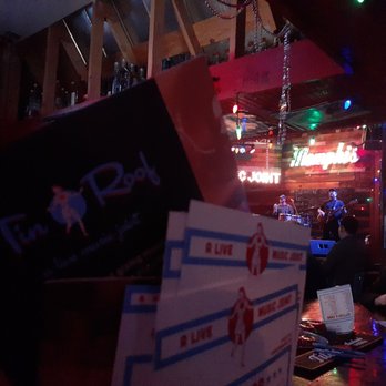 Tin Roof - Bar area - American Near Me - Memphis, Tennessee
