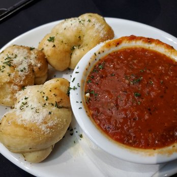 Mangiamo By 604 - bread - Italian Near Me - Honolulu, Hawaii