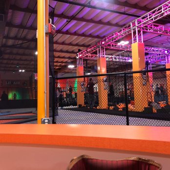 Big Air - Trampoline Parks Near Me - Corona, California