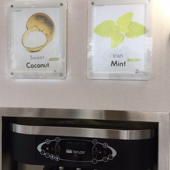 Ez Freezy - Flavors (middle handle mixes the two) - Ice Cream & Frozen Yogurt Near Me - Portland, Oregon Ez Freezy - Flavors (middle handle mixes the two) - Ice Cream & Frozen Yogurt Near Me - Portland, Oregon