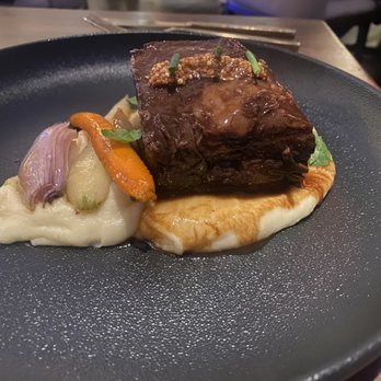 Gordon Ramsay Hell's Kitchen - Short rib - New American Near Me - Atlantic City, New Jersey