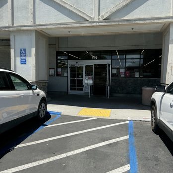 CVS Pharmacy - Drugstores Near Me - Kingsburg, California