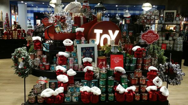 Bath & Body Works by null