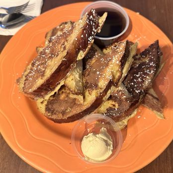Mandy's Family Restaurant - French toast - American Near Me - Eugene, Oregon