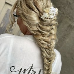 Homegrown Hair by Miranda - Bridal Updo