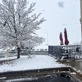 Le Peep - First BIG snowy day for 2026! - Breakfast & Brunch Near Me - Centennial, Colorado