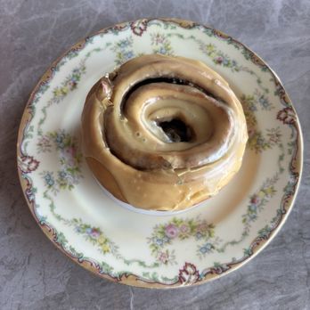 Mangiafoglie - Cinammon Roll - Pizza Near Me - Long Beach, California
