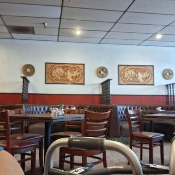 China Kitchen - Inside - Szechuan Near Me - Ventura, California China Kitchen - Inside - Szechuan Near Me - Ventura, California