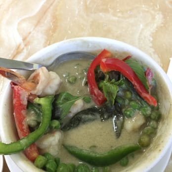 Tip's House - Decided on the green curry this time - SO disappointing. Had it extra spicy but tasted weak compared to their yellow curry - Thai Near Me - Los Angeles, California