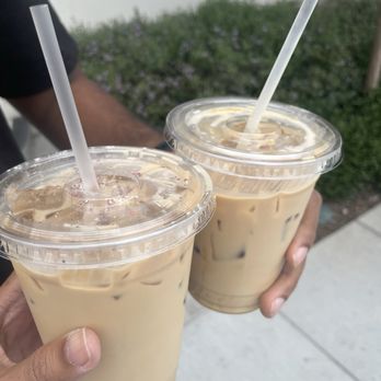 Mostra Coffee - Blueberry pancake latte and salted caramel latte - Coffee & Tea Near Me - San Diego, California Mostra Coffee - Blueberry pancake latte and salted caramel latte - Coffee & Tea Near Me - San Diego, California
