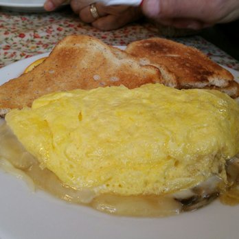 Nancys Village Cafe - Closed - 14 Photos 36 Reviews - Breakfast Brunch - 3 Peddlers Village Rd Solebury Pa - Restaurant Reviews - Phone Number