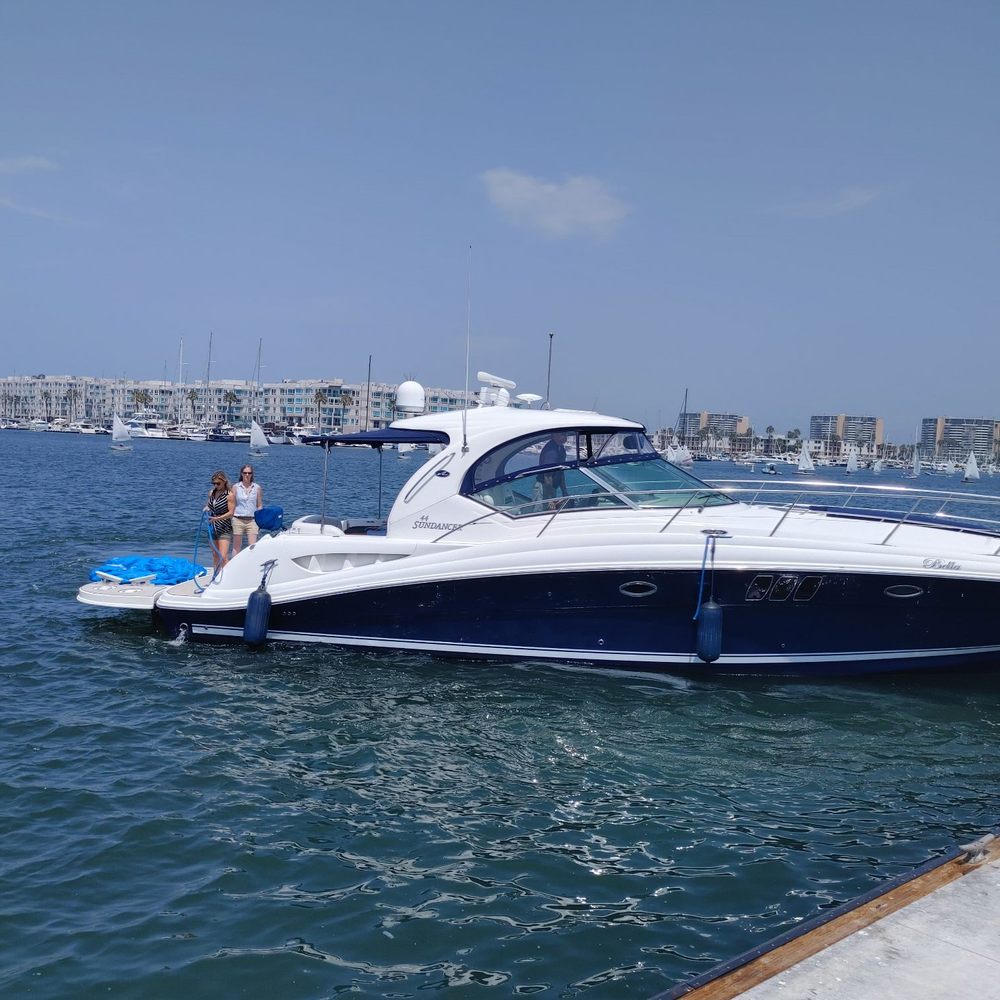 Bella Boating - Boat arriving at dock 55 - Boating Near Me - Marina del Rey, California