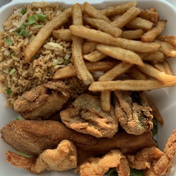 Golden Seafood House - Seafood platter - Seafood Near Me - Houston, Texas Golden Seafood House - Seafood platter - Seafood Near Me - Houston, Texas
