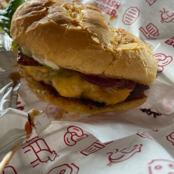 Smashburger - Burgers Near Me - Carson, California