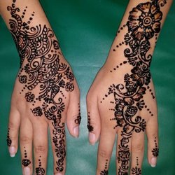 Star Threading & Henna Salon - Henna Design