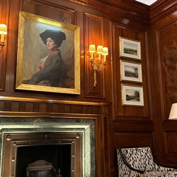 Savoy Hotel - Hotels Near Me - London, XGL