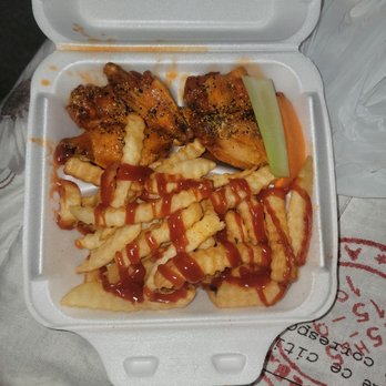 Macon Wings - Honey hot lemon pepper wings and fries - Chicken Wings Near Me - Macon, Georgia