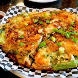 Seafood Pancake: squid, shrimp, onions, and green onions ($18.99).
