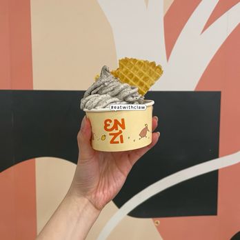 ENZI Ice Cream - Oreo ice cream 5/5 - Ice Cream & Frozen Yogurt Near Me - Toronto, Ontario ENZI Ice Cream - Oreo ice cream 5/5 - Ice Cream & Frozen Yogurt Near Me - Toronto, Ontario
