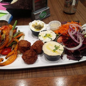 Me Va Me Kitchen Express 180 Photos 94 Reviews Mediterranean