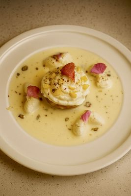 Feringhee Modern Indian Cuisine by null