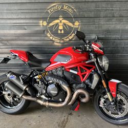 Firefly Moto