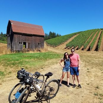 Wine de Roads - Helmets provided - Wine Tours Near Me - Newberg, Oregon Wine de Roads - Helmets provided - Wine Tours Near Me - Newberg, Oregon