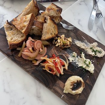 Ellie's - Bread board - Italian Near Me - Long Beach, California