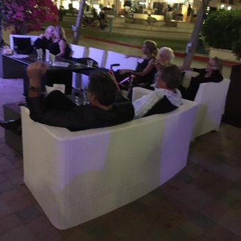 Max's Grille - New American Near Me - Boca Raton, Florida
