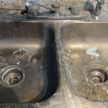 We Clean Slates - This is kitchen before I cleaned it out - Home Cleaning Near Me