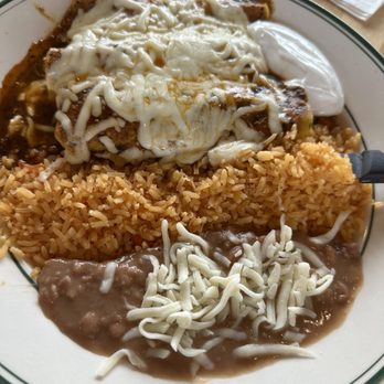 Verde Avocado - Enchiladas verde suiza - Mexican Near Me - Skokie, Illinois