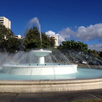 Louise Dillingham Memorial Fountain - Landmarks & Historical Buildings Near Me - Honolulu, Hawaii
