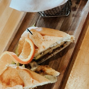 Cheff Che Cafe & Bar - Angus steak sandwich with sweet potatoes on the side - Empanadas Near Me - San Jose, California Cheff Che Cafe & Bar - Angus steak sandwich with sweet potatoes on the side - Empanadas Near Me - San Jose, California