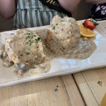 Egg - Biscuits and gravy YUM - Breakfast & Brunch Near Me - Rehoboth Beach, Delaware