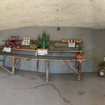 Raptor Ranch - Grocery store - RV Parks Near Me - Williams, Arizona