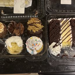 Cupcakes and tuxedo cheesecake