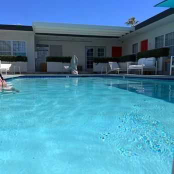 The Weekend - Pool in center of the establishment you can see size. Very clean. - Hotels Near Me - Palm Springs, California The Weekend - Pool in center of the establishment you can see size. Very clean. - Hotels Near Me - Palm Springs, California