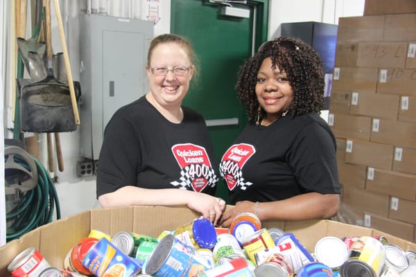 Gleaners Community Food Bank of Southeastern Michigan by null