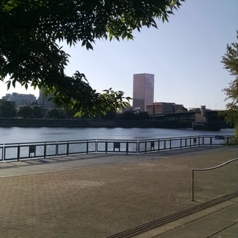 Eastbank Esplanade - Parks Near Me - Portland, Oregon Eastbank Esplanade - Parks Near Me - Portland, Oregon