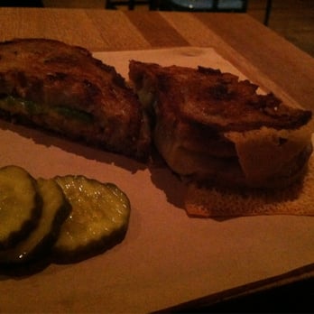 Laurel Tavern - Grilled cheese - New American Near Me - Studio City, California