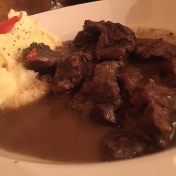Le Fin de Siècle - Carbonades in Chimay (beef stew) - Brasseries Near Me - Brussel, BRU