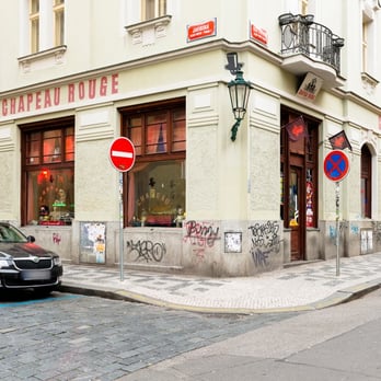 Chapeau Rouge - Bars Near Me - Prague, Puerto Rico